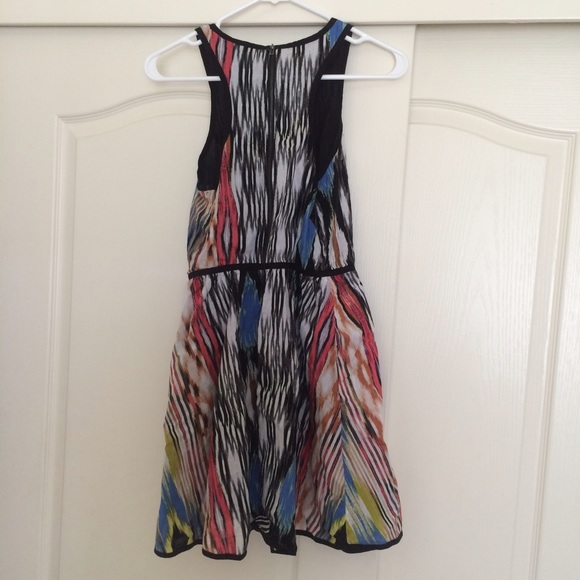 Mini patterned dress - Picture 2 of 3