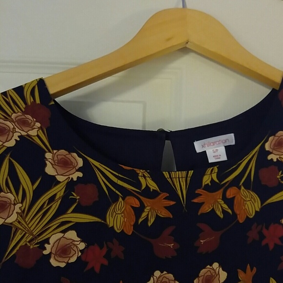 Navy sheath dress with red/yellow print flowers - Picture 2 of 4