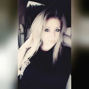 Meet your Posher, Marisa