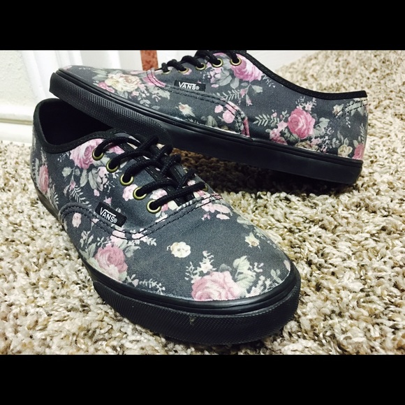 Vans low pro