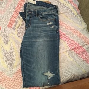 Ripped Abercrombie skinny jeans