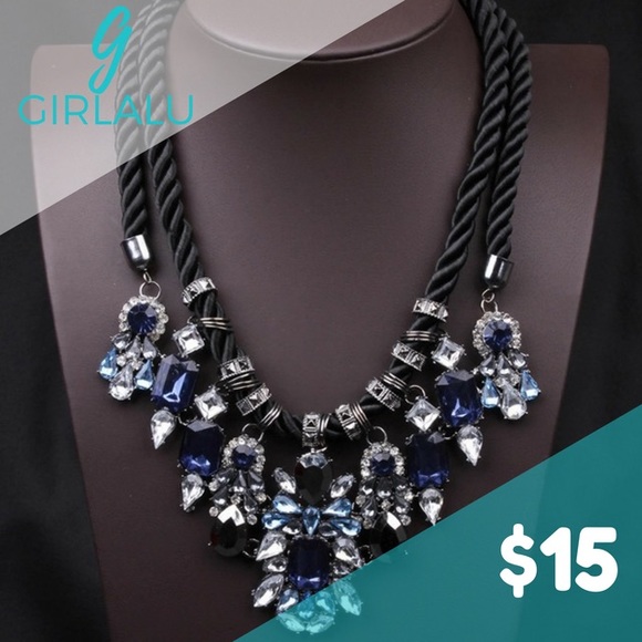 Jewelry - • SALE • Blue Statement Necklace •