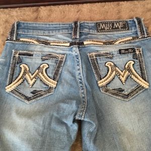 Jeans miss me exclusive for buckle. Size 27