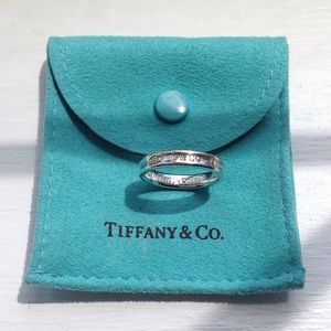 Authentic!🌸Tiffany 925 Sterling Silver Ring💍