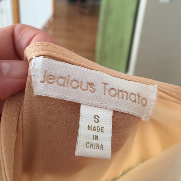 Fun dress - Picture 4 of 4