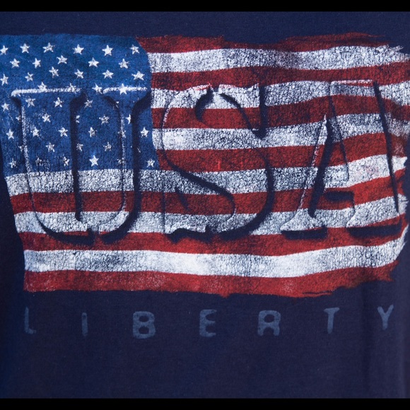 Gildan Shirts - 🆕American Flag Tank Top Sleeveless Navy Blue NEW Gildan Shirts - 🆕American Flag Tank Top Sleeveless Navy Blue NEW