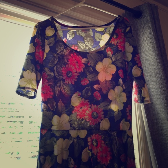 LuLaRoe Nicole Dress