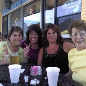 Meet your Posher, Linda