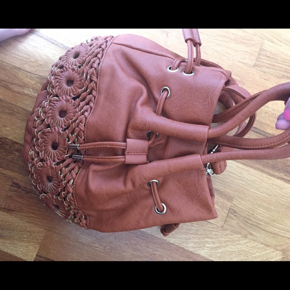 LF leather crochet bag - Picture 2 of 4