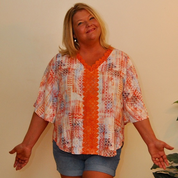 🍊Geo-Abstract Top🍊 - Picture 2 of 4