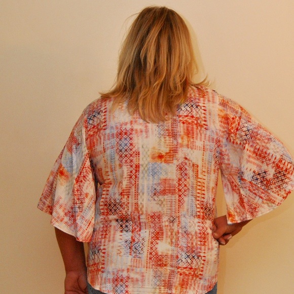 🍊Geo-Abstract Top🍊 - Picture 4 of 4
