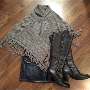 Charcoal grey knit fringed boho poncho