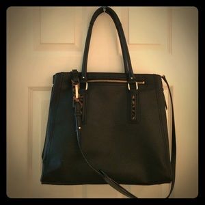 Stella & Dot Madison Tech Bag