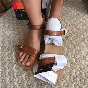 vionic laurie wedge sandal