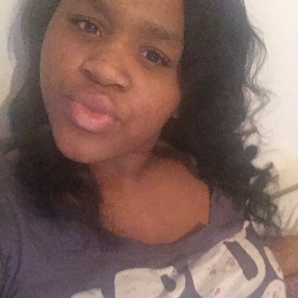 Meet your Posher, Kenneisha