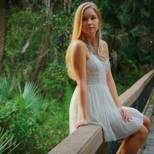 Meet your Posher, Brittany