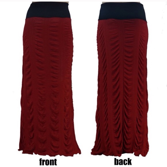 Dresses & Skirts - NWT maroon ruched parachute skirt sz 1x