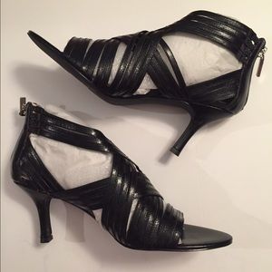 Gabriella Rocha Black Leather Strappy Sandals