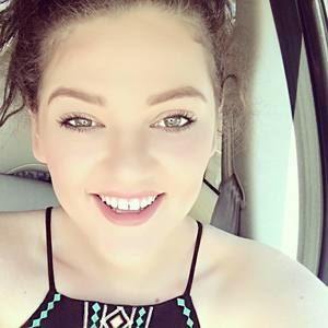 Meet your Posher, Maddison blake