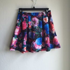 🎀HOST PICK🎀 🎁BOGO!🎁 Floral Skirt