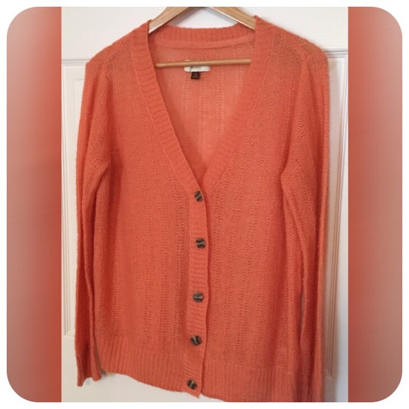 Sonoma Sweaters - •HOLD•Sexy cardigan