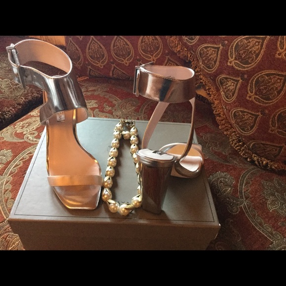 BCBG Pink Metallic Sandals - Picture 2 of 4