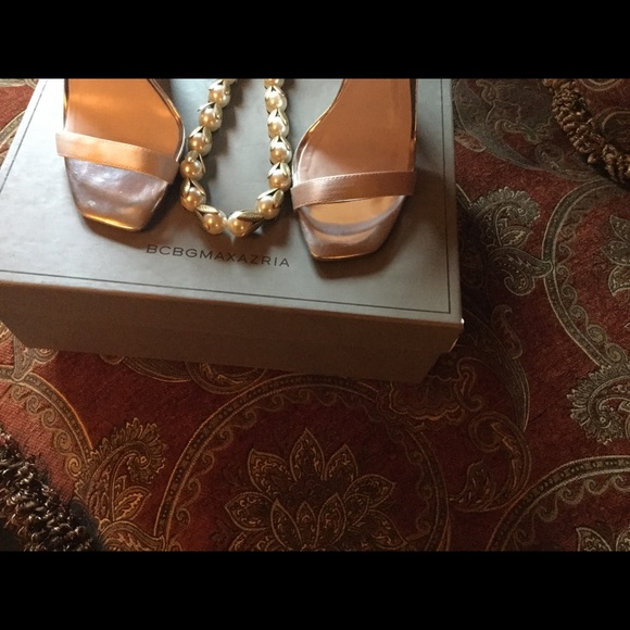 BCBG Pink Metallic Sandals - Picture 4 of 4