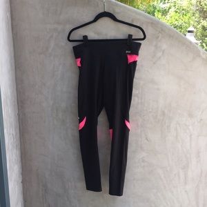Black and Pink Yoga Leggings