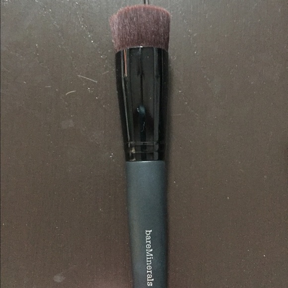 Bare Minerals Perfecting Face Brush
