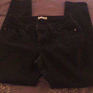 Black no boundaries jeans