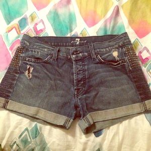ADORABLE 7 for all mankind jean shorts