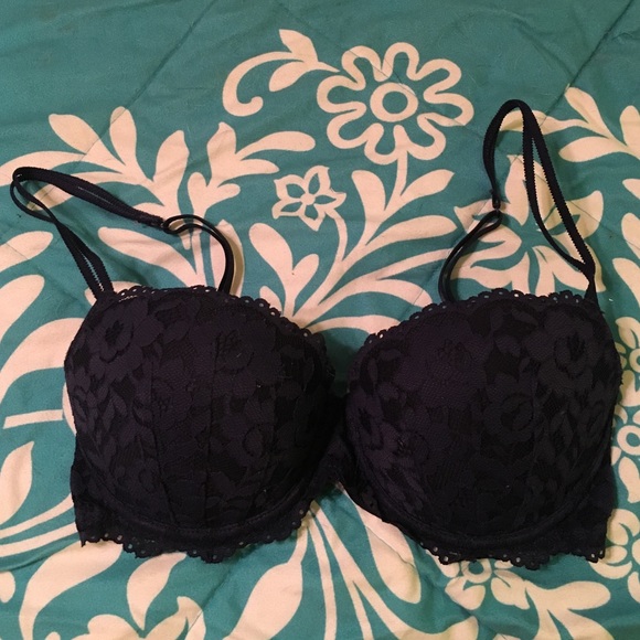 Victoria's Secret Lace Push-Up Bra