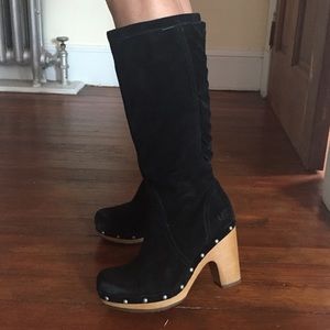 Ugg boots with wooden heel and studs