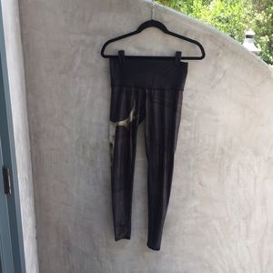 Teeki Cow Skull Leggings