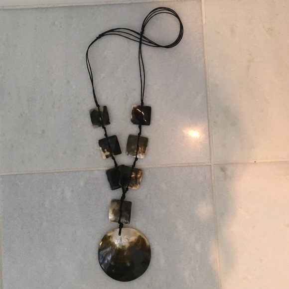 Mother of Pearl Adjustable Statement Necklace - Picture 2 of 4