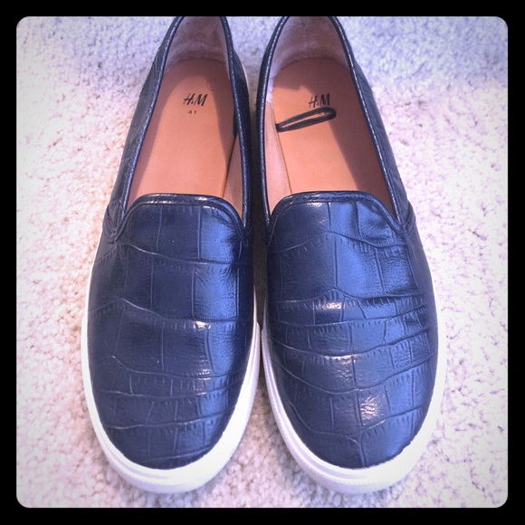 Navy slip on sneakers