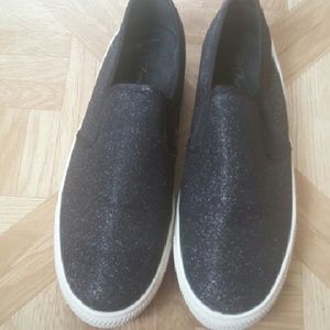 Black sparkly platform shoes