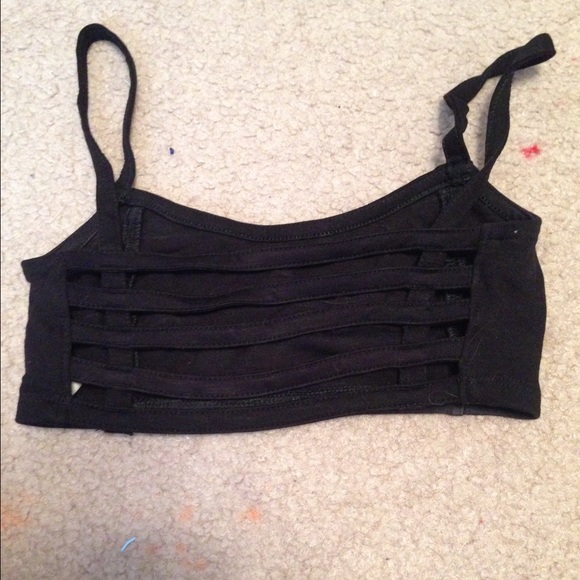 NEVER BEEN WORN CAGED BACK BRALETTE