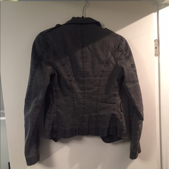 Vereclo distressed button up jacket size small. - Picture 2 of 4