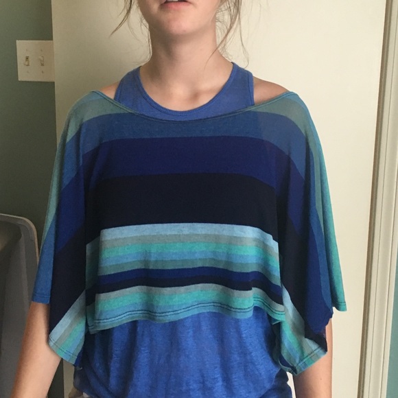 Flowy crop top