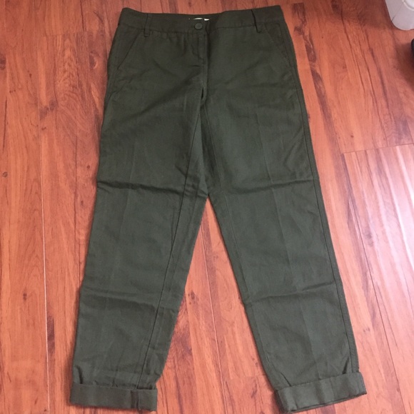 NWOT LOFT cargo boyfriend pants in size 2/4