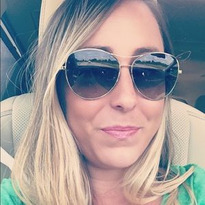 Meet your Posher, Linsey