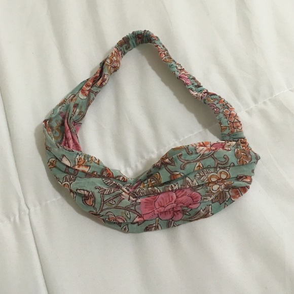 Floral print headband (never worn)