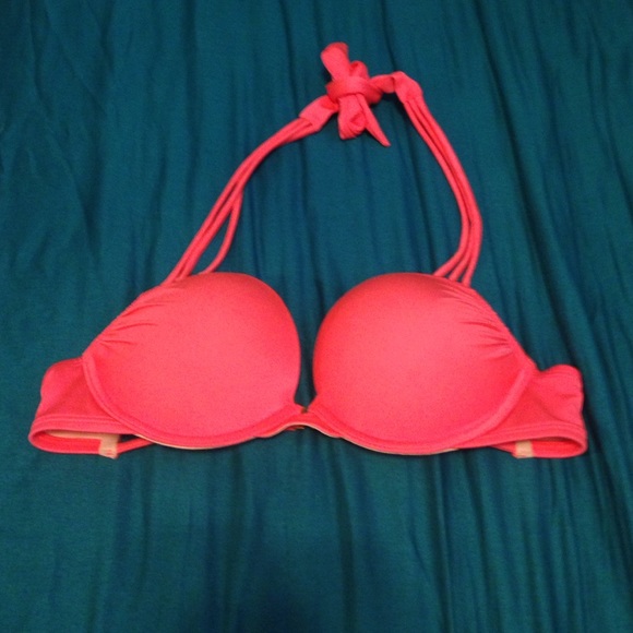 Never before worn VS bombshell bikini top