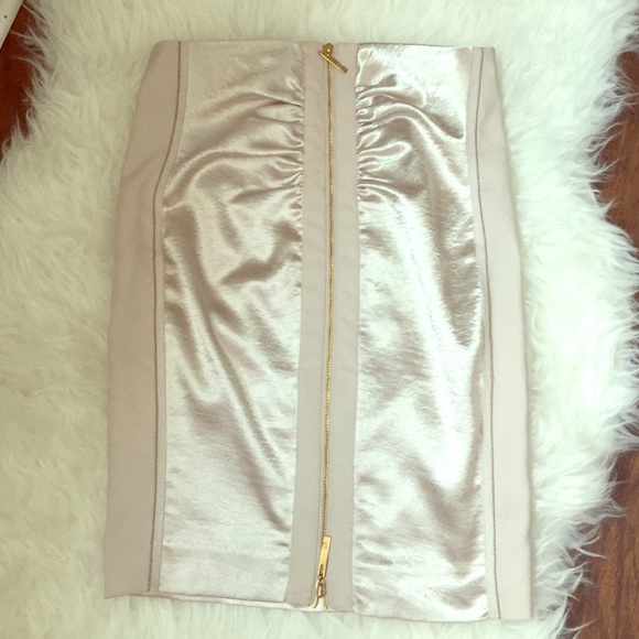 Super sexy Bebe gold pencil skirt