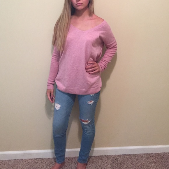 American eagle pink sweater