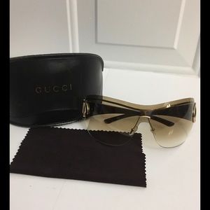 Authentic Gucci Oversized Shield Sunglasses