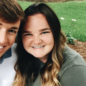 Meet your Posher, Caroline