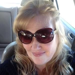 Meet your Posher, Kelley