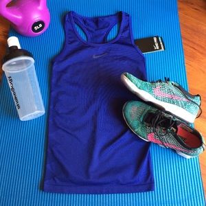 NWT Nike blue Pro fit tank top ~ XS